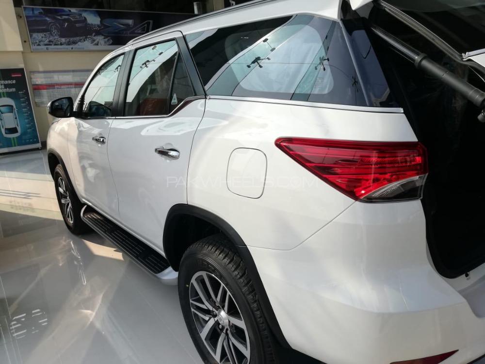 ٹویوٹا فورچیونر 2021 for Sale in لاہور ٹویوٹا فورچیونر 2021 for Sale in لاہور Image-3