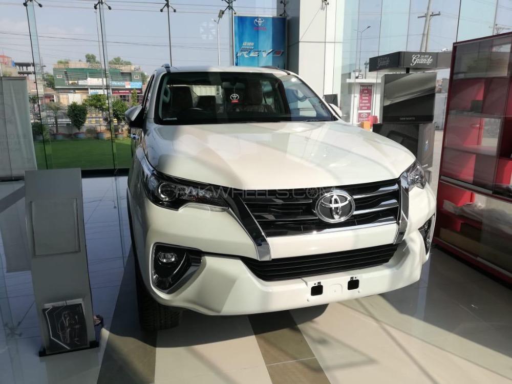 ٹویوٹا فورچیونر 2021 for Sale in لاہور ٹویوٹا فورچیونر 2021 for Sale in لاہور Image-2