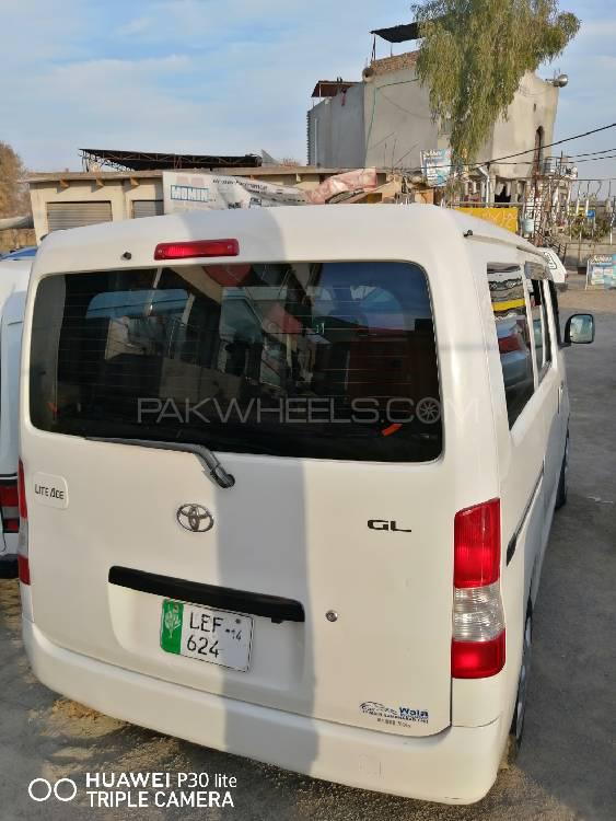 Toyota Town Ace 2008 for Sale in Peshawar Toyota Town Ace 2008 for Sale in Peshawar Image-3
