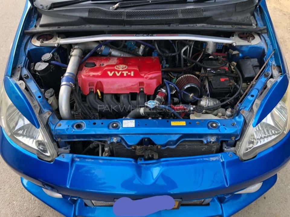 Toyota Vitz - 2004  Toyota Vitz - 2004  Image-3