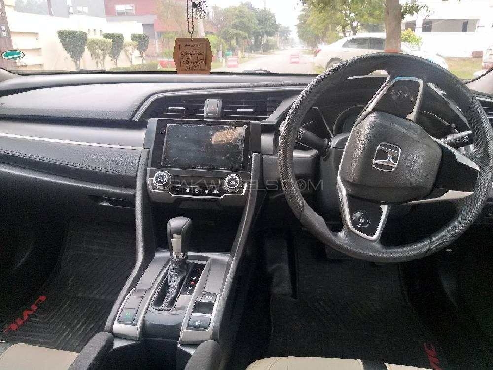 ہونڈا سوک 2018 for Sale in گجرانوالہ ہونڈا سوک 2018 for Sale in گجرانوالہ Image-9