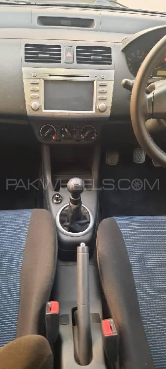 Suzuki Swift 2015 for Sale in Karachi Suzuki Swift 2015 for Sale in Karachi Image-11