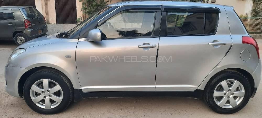 Suzuki Swift 2015 for Sale in Karachi Suzuki Swift 2015 for Sale in Karachi Image-3
