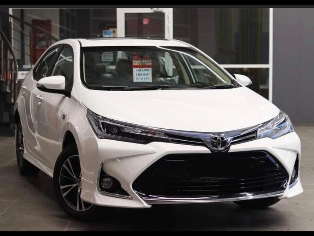 Toyota Corolla 2021 for Sale in Lahore Image-1