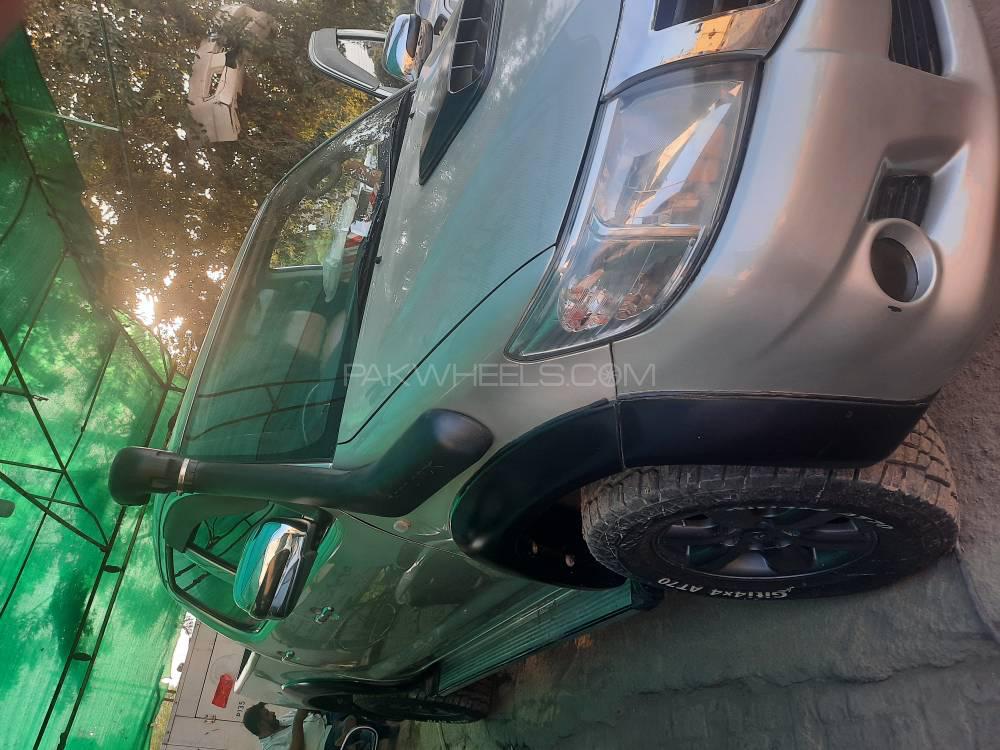 Toyota Hilux 2013 for Sale in Bahawalpur Toyota Hilux 2013 for Sale in Bahawalpur Image-2