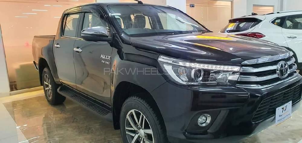 Toyota Hilux 2021 for Sale in Peshawar Toyota Hilux 2021 for Sale in Peshawar Image-2