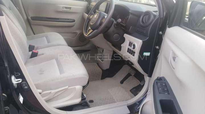 Toyota Passo 2017 for Sale in Karachi Toyota Passo 2017 for Sale in Karachi Image-3