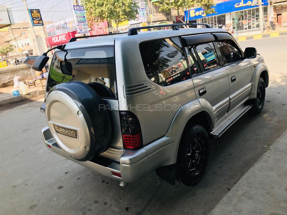 Toyota Prado 2001 for Sale in Bahawalpur Toyota Prado 2001 for Sale in Bahawalpur Image-8