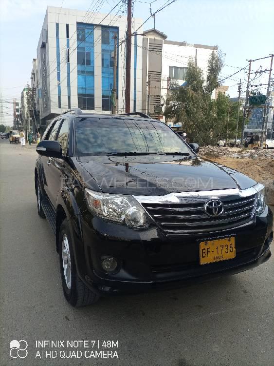 Toyota Fortuner 2013 for Sale in Karachi Image-1