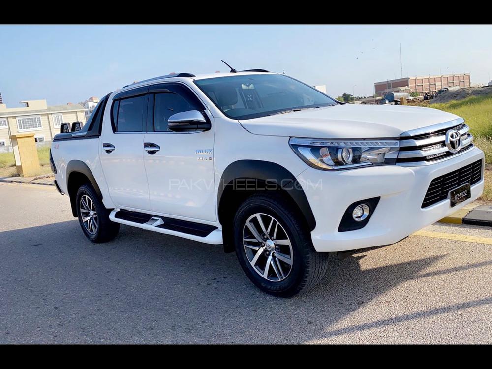 Toyota Hilux 2020 for Sale in Karachi Image-1