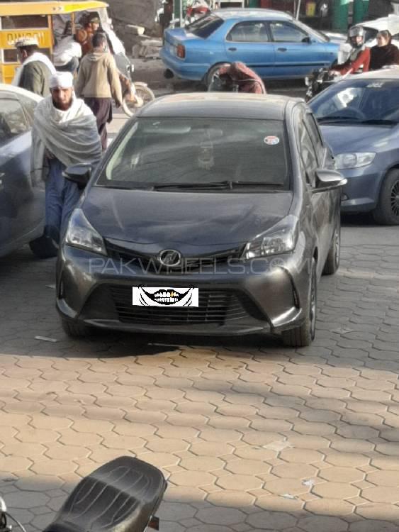 Toyota Vitz 2014 for Sale in Bannu Image-1