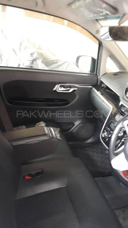 Daihatsu Move 2018 for Sale in Lahore Daihatsu Move 2018 for Sale in Lahore Image-9