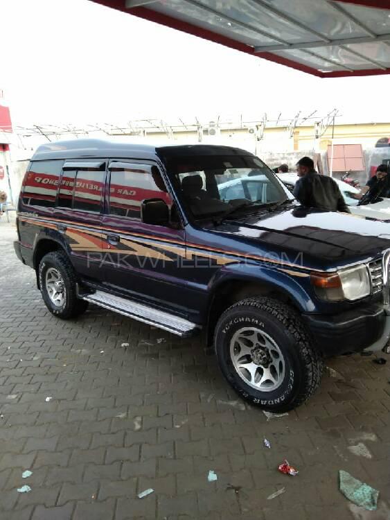 مٹسوبیشی پجیرو 1997 for Sale in اسلام آباد مٹسوبیشی پجیرو 1997 for Sale in اسلام آباد Image-7