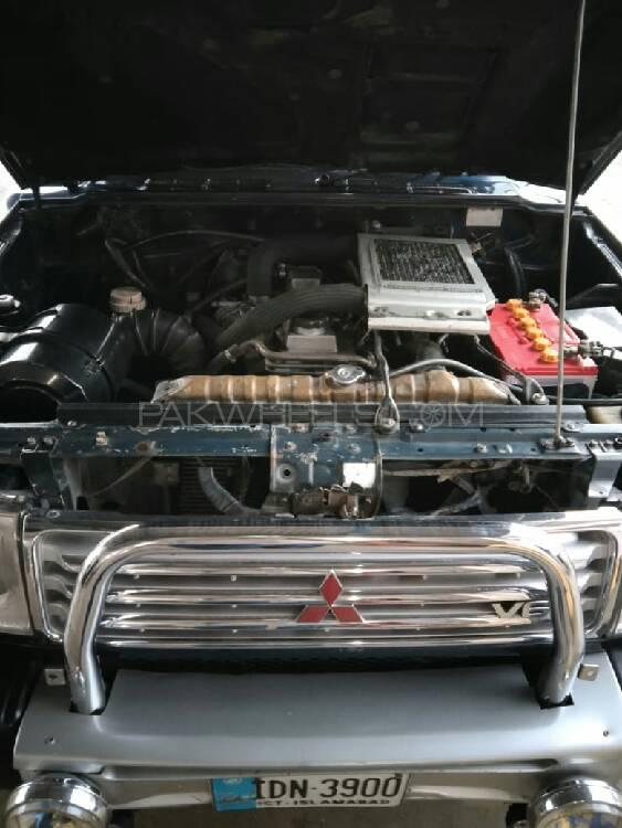 مٹسوبیشی پجیرو 1997 for Sale in اسلام آباد مٹسوبیشی پجیرو 1997 for Sale in اسلام آباد Image-11