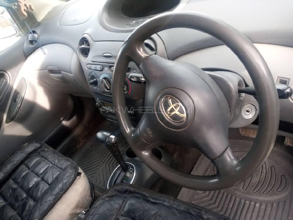 Toyota Vitz 2002 for Sale in Quetta Toyota Vitz 2002 for Sale in Quetta Image-10
