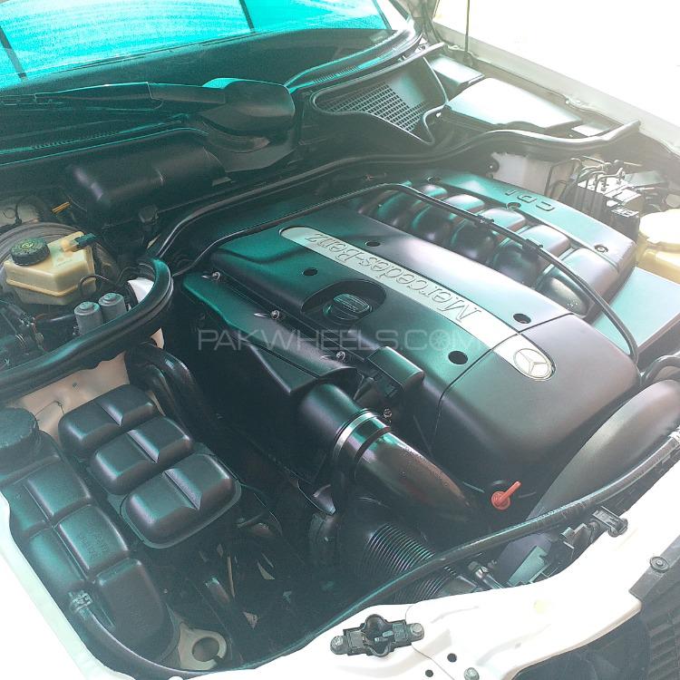 Mercedes Benz E Class 2000 for Sale in Rawalpindi Mercedes Benz E Class 2000 for Sale in Rawalpindi Image-9