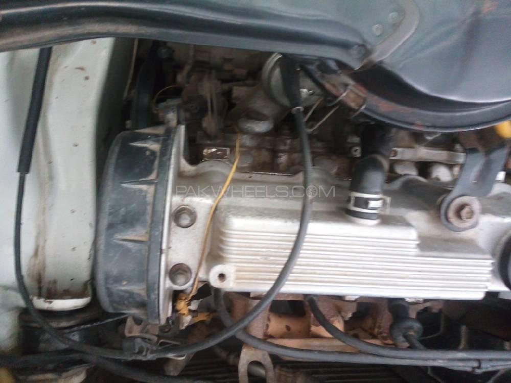 Suzuki Cultus 2005 for Sale in Muzaffar Gargh Suzuki Cultus 2005 for Sale in Muzaffar Gargh Image-12