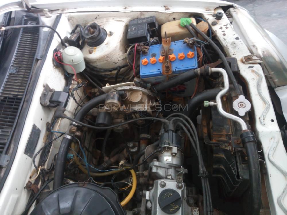 Suzuki Cultus 2005 for Sale in Muzaffar Gargh Suzuki Cultus 2005 for Sale in Muzaffar Gargh Image-20