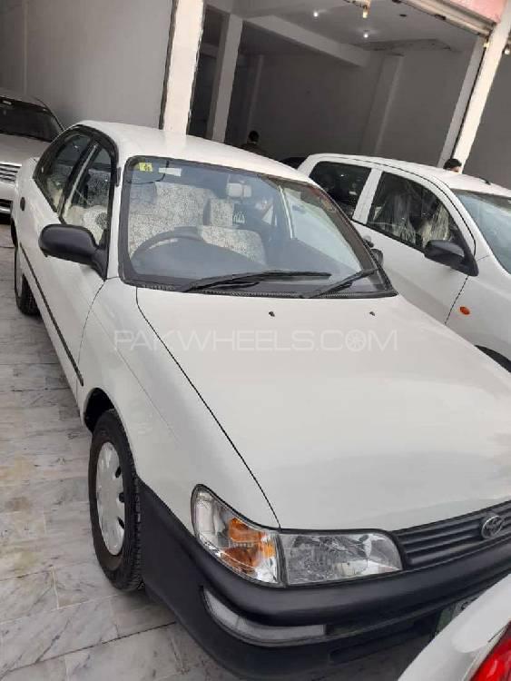 Toyota Corolla 2001 for Sale in Peshawar Image-1