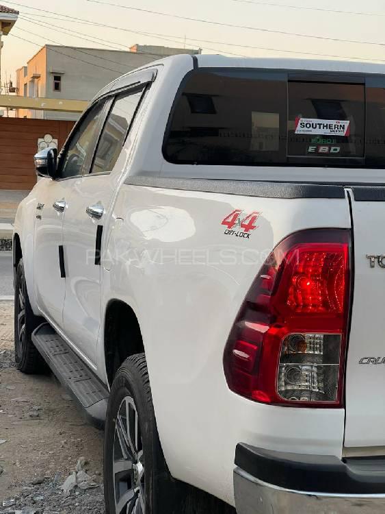 Toyota Hilux 2019 for Sale in Karachi Toyota Hilux 2019 for Sale in Karachi Image-8