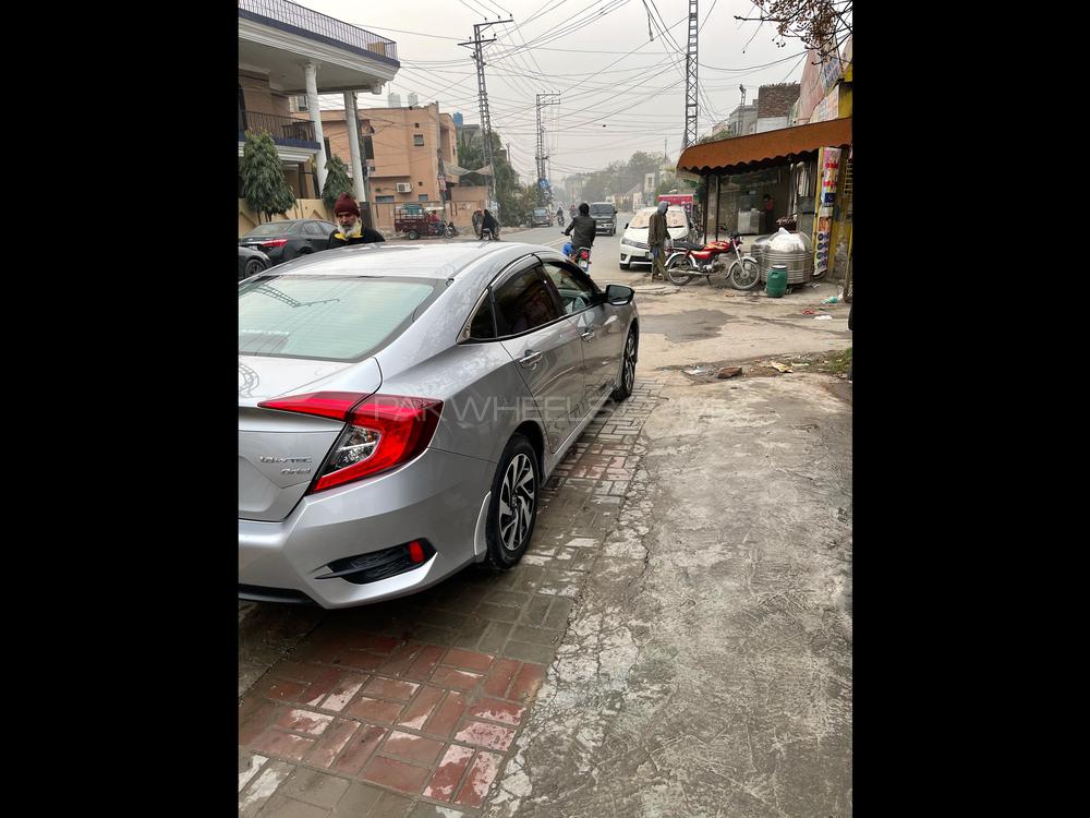 Honda Civic 2017 for Sale in Lahore Honda Civic 2017 for Sale in Lahore Image-15