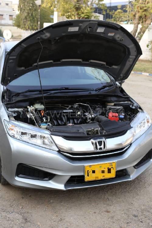 ہونڈا گریس ہائبرڈ 2014 for Sale in کراچی ہونڈا گریس ہائبرڈ 2014 for Sale in کراچی Image-3