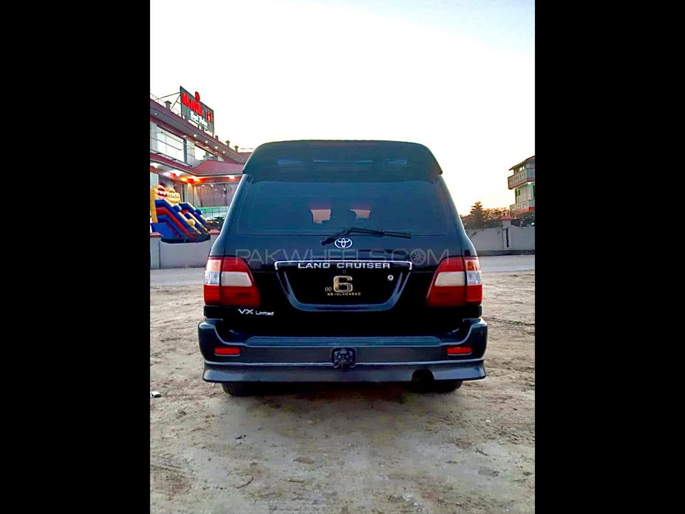 Toyota Land Cruiser 2007 for Sale in Chakwal Toyota Land Cruiser 2007 for Sale in Chakwal Image-9