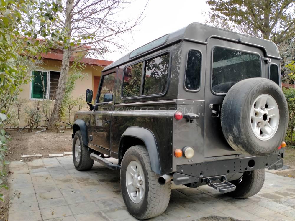 لینڈ روور ڈیفنڈر 2005 for Sale in اسلام آباد لینڈ روور ڈیفنڈر 2005 for Sale in اسلام آباد Image-5