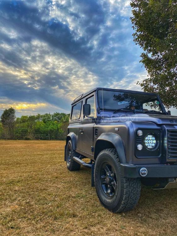 Land Rover Defender 2012 for Sale in Islamabad Image-1