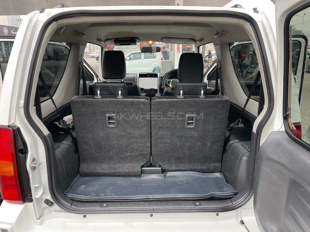 Suzuki Jimny 2015 for Sale in Lahore Suzuki Jimny 2015 for Sale in Lahore Image-8