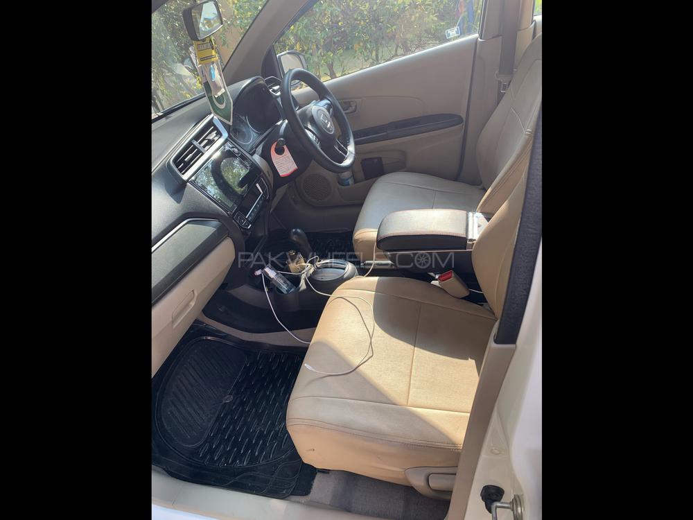 Honda BR-V 2017 for Sale in Lahore Honda BR-V 2017 for Sale in Lahore Image-18