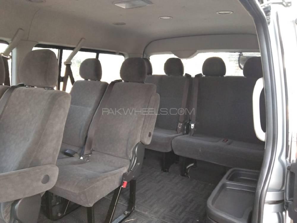 ٹویوٹا ہائی ایس 2013 for Sale in گجرات ٹویوٹا ہائی ایس 2013 for Sale in گجرات Image-8