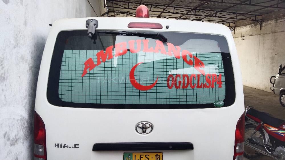Toyota Hiace 2011 for Sale in D.G.Khan Toyota Hiace 2011 for Sale in D.G.Khan Image-4