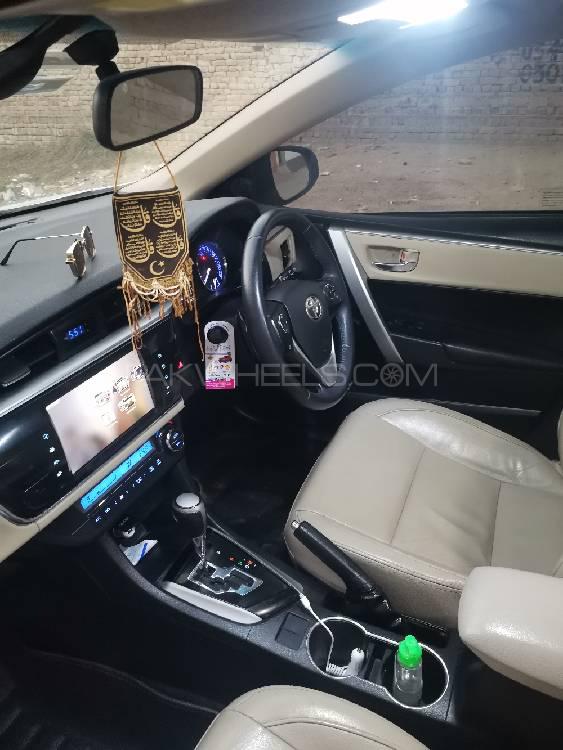 Toyota Corolla 2017 for Sale in Bahawalpur Toyota Corolla 2017 for Sale in Bahawalpur Image-14
