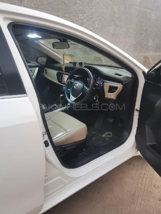 Toyota Corolla 2017 for Sale in Bahawalpur Toyota Corolla 2017 for Sale in Bahawalpur Image-16