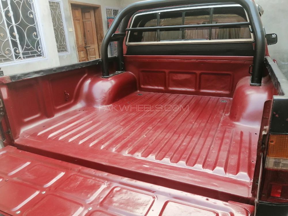 Toyota Hilux 1995 for Sale in Jhang Toyota Hilux 1995 for Sale in Jhang Image-6