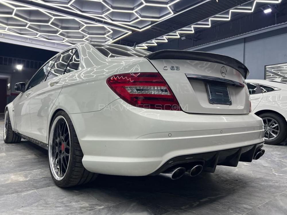 Mercedes Benz C Class - 2011  Mercedes Benz C Class - 2011  Image-7