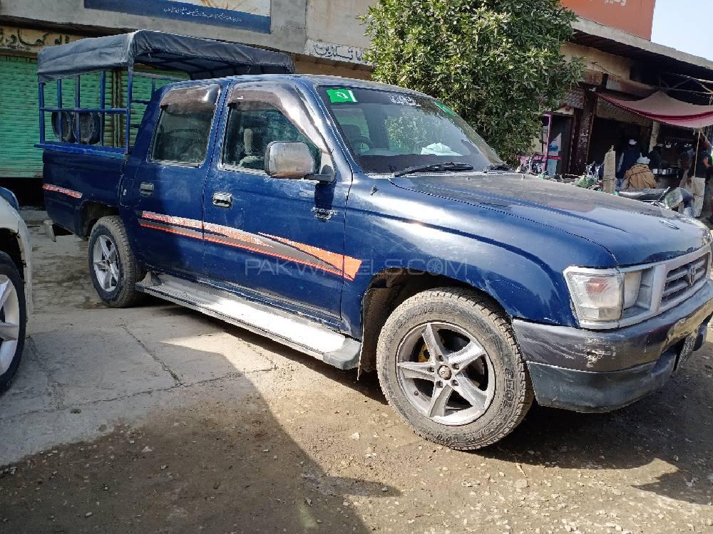 Toyota Pickup 2001 for Sale in Dera ismail khan Toyota Pickup 2001 for Sale in Dera ismail khan Image-4