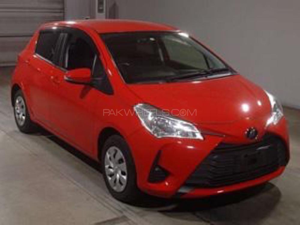 Toyota Vitz 2017 for Sale in Faisalabad Image-1