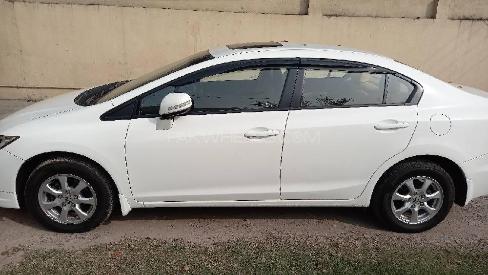 Honda Civic 2014 for Sale in Lahore Honda Civic 2014 for Sale in Lahore Image-17