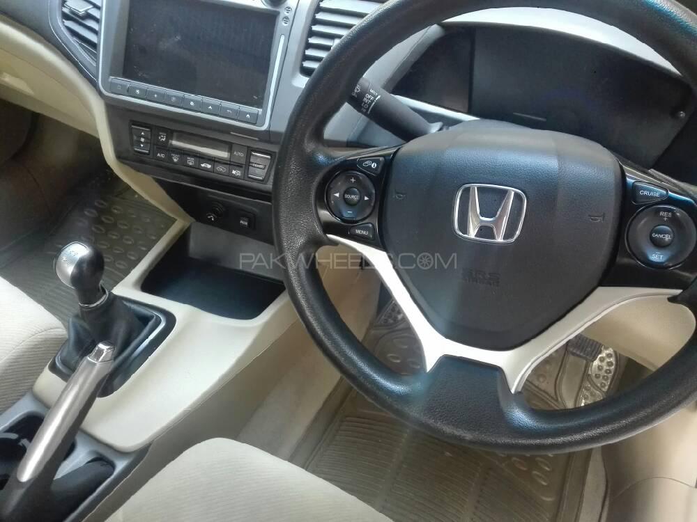 ہونڈا سوک 2016 for Sale in اسلام آباد ہونڈا سوک 2016 for Sale in اسلام آباد Image-5