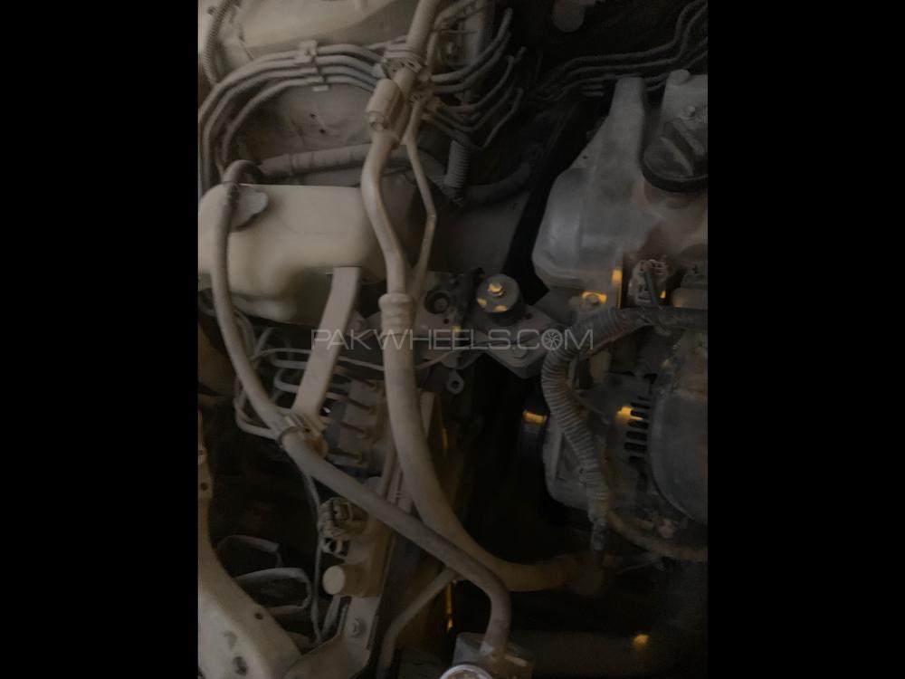 Toyota Corolla 2011 for Sale in Karachi Toyota Corolla 2011 for Sale in Karachi Image-15