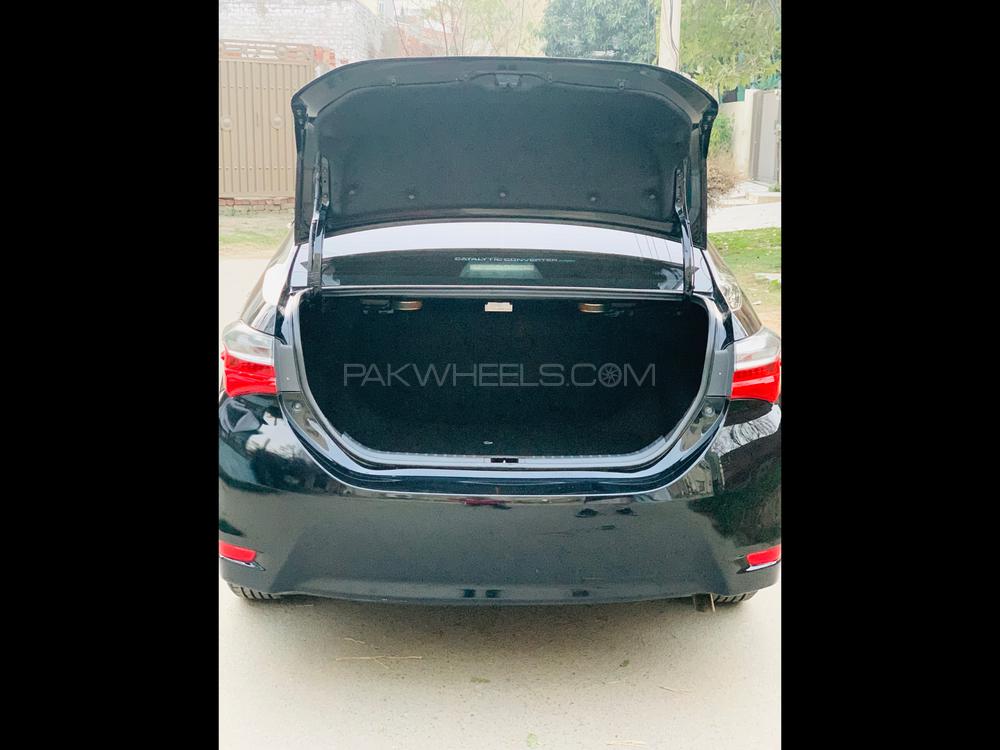 ٹویوٹا کرولا 2018 for Sale in لاہور ٹویوٹا کرولا 2018 for Sale in لاہور Image-2