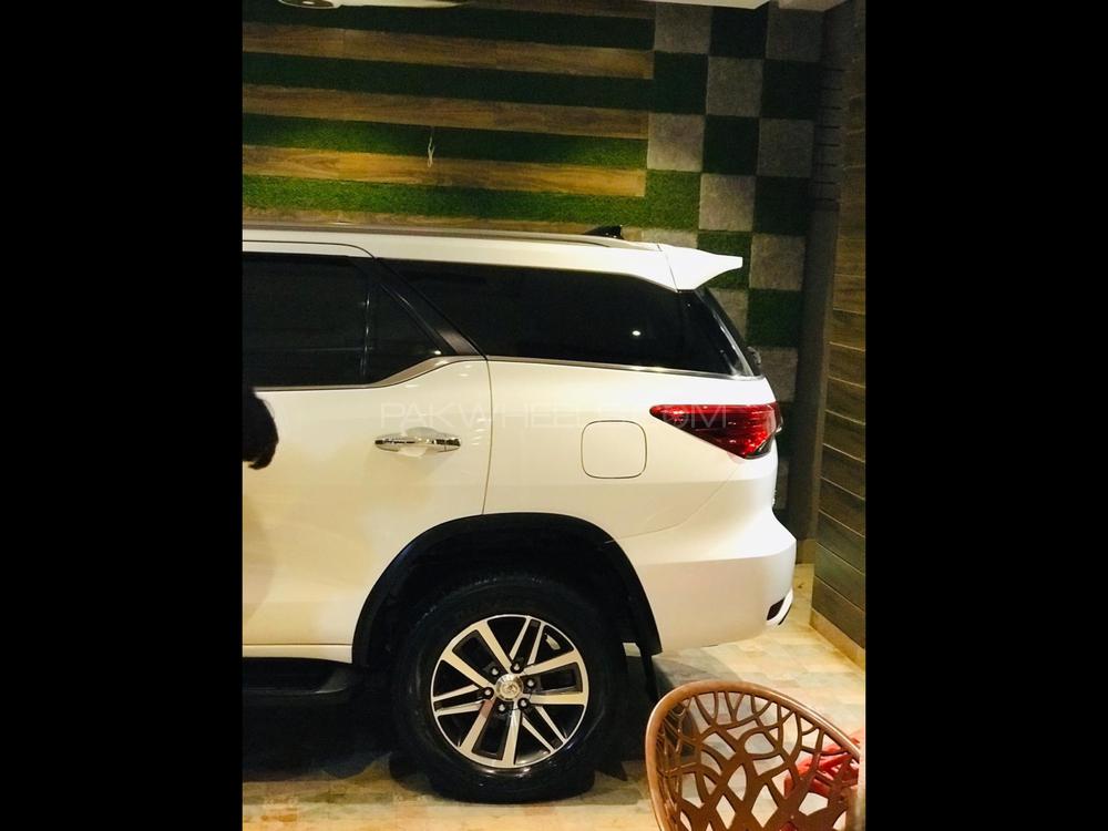 Toyota Fortuner 2017 for Sale in Lahore Toyota Fortuner 2017 for Sale in Lahore Image-2