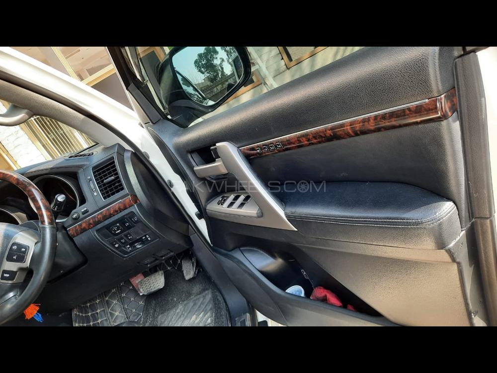 Toyota Land Cruiser 2011 for Sale in Islamabad Toyota Land Cruiser 2011 for Sale in Islamabad Image-9
