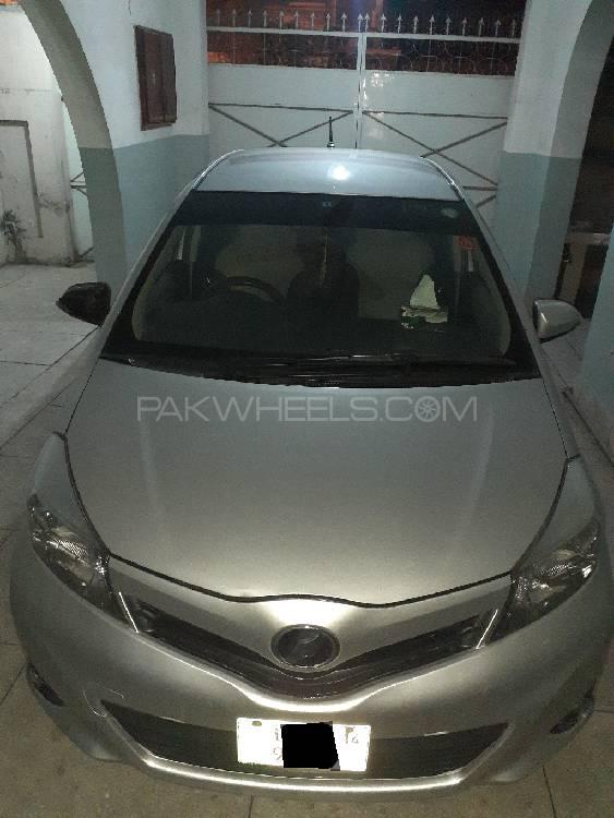 Toyota Vitz 2011 for Sale in Lahore Image-1