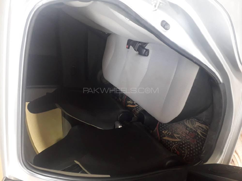 Toyota Vitz 2011 for Sale in Bannu Toyota Vitz 2011 for Sale in Bannu Image-4