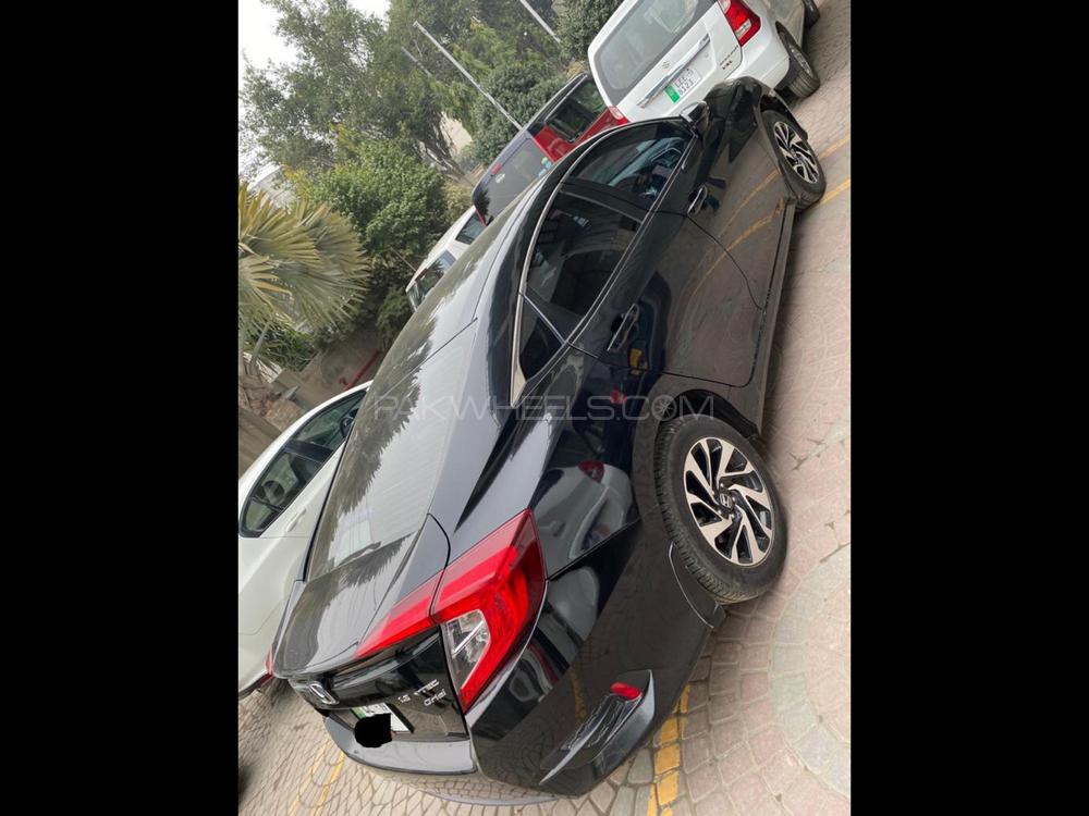 Honda Civic 2018 for Sale in Lahore Honda Civic 2018 for Sale in Lahore Image-3