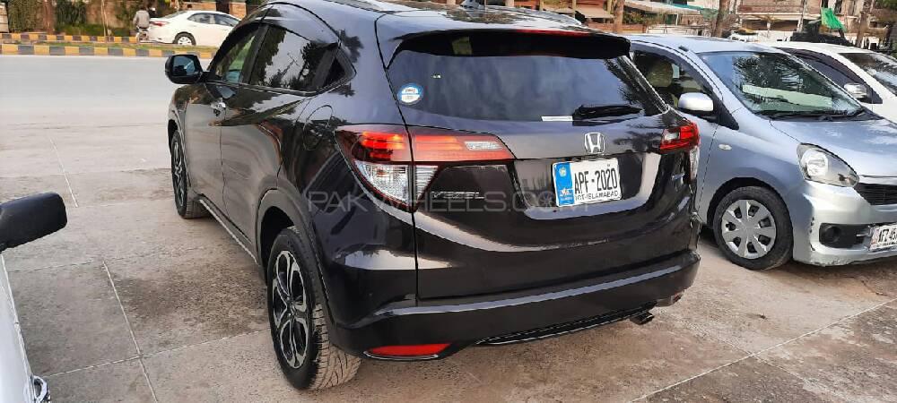 Honda Vezel 2017 for Sale in Rawalpindi Honda Vezel 2017 for Sale in Rawalpindi Image-6