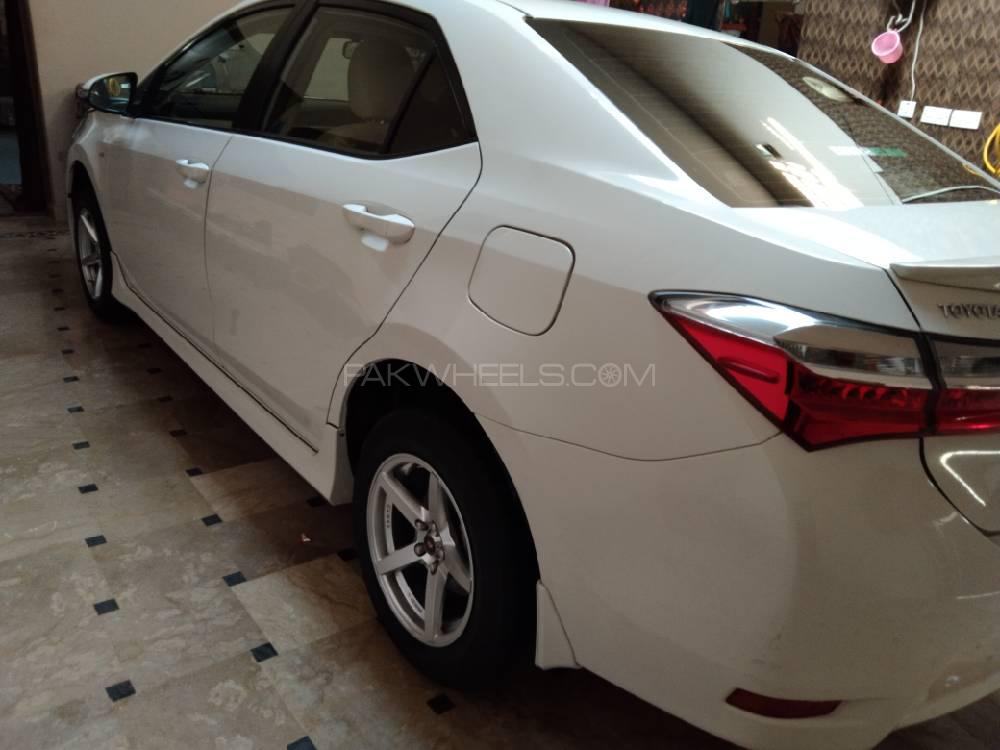 Toyota Corolla 2018 for Sale in Sialkot Toyota Corolla 2018 for Sale in Sialkot Image-4